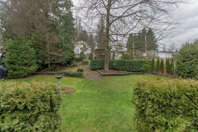3b05eeb039349043da976f28a2b94189 at 1932 Pitt River Road, Mary Hill, Port Coquitlam
