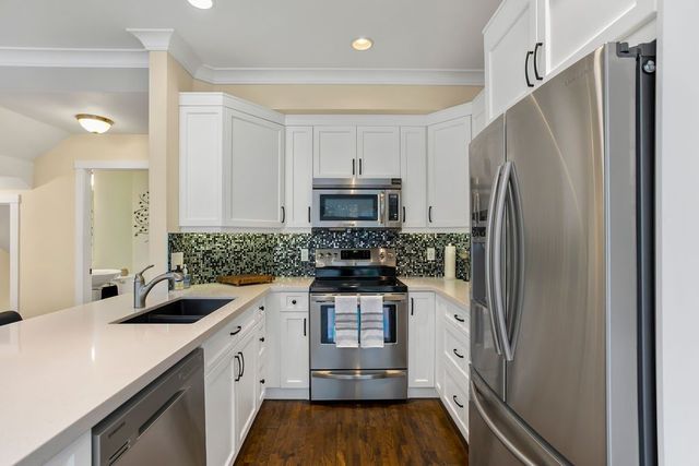 db36cce2d87ac522afbd2e9644472f9c at 23086 Billy Brown Road, Fort Langley, Langley