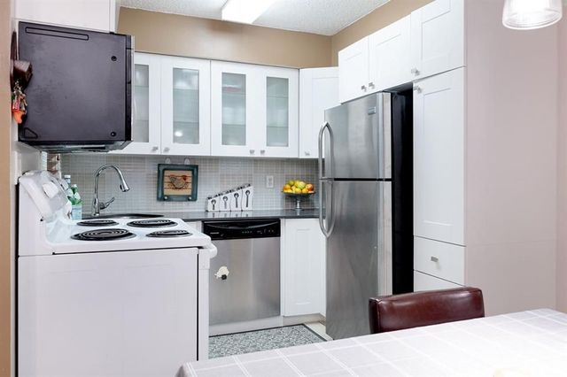 4f60b85531800d2aba0218a7e8a11281 at 976 Howie Avenue, Central Coquitlam, Coquitlam