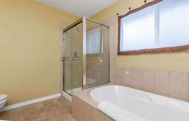 9dc41e789b02be06eac58bf7fd5f5a16 at 23722 116 Avenue, Cottonwood MR, Maple Ridge