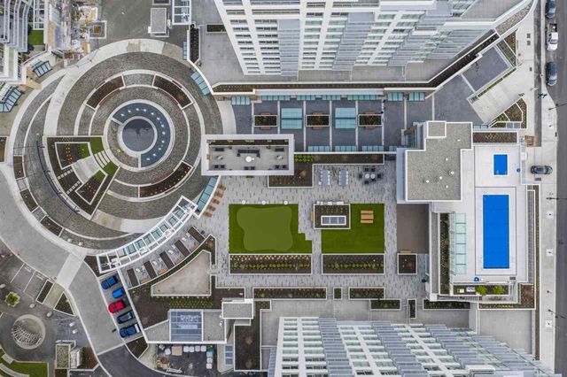 2fe8e515b82a55a951e965d20de8c5e8 at 403 - 15165 Thrift Avenue, White Rock, South Surrey White Rock