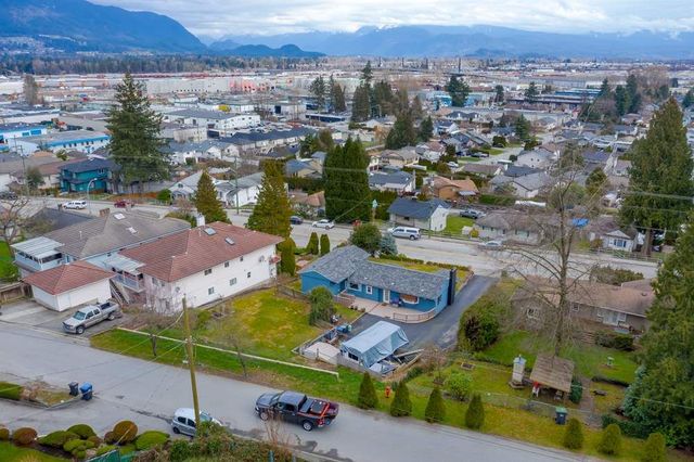 d467bb811198557b2ee3fe2865cb0852 at 1936 Pitt River Road, Mary Hill, Port Coquitlam