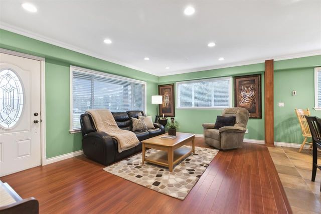 1ce720f87d71b27328a4d407ffa65878 at 11939 Stephens Street, East Central, Maple Ridge