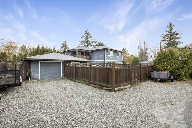 2ff224075f31a57b12a6d7ecfa1483cc at 11939 Stephens Street, East Central, Maple Ridge