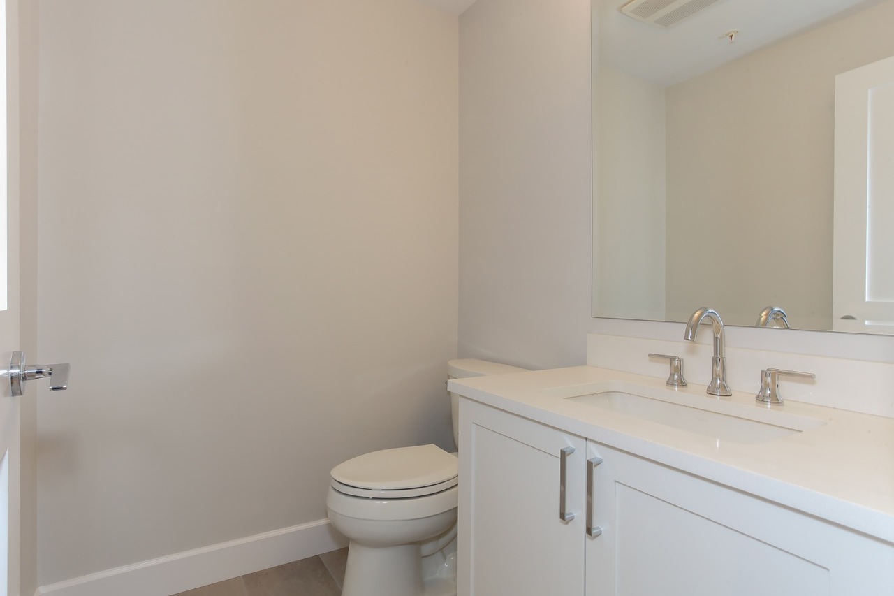 112 at 4890 Ellis Lane, Hawthorne, Ladner 112 at 4890 Ellis Lane, Hawthorne, Ladner