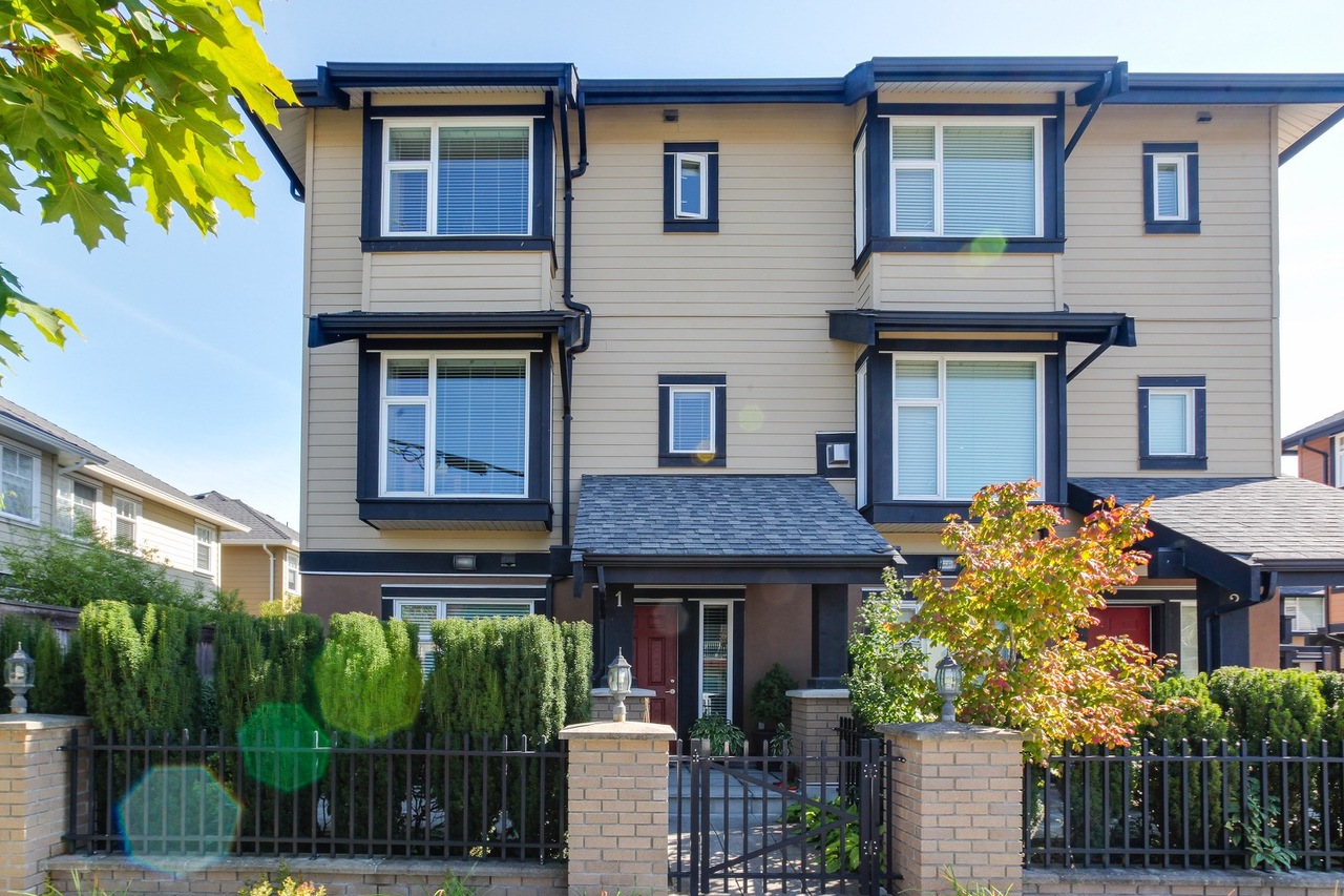 100 at 1 - 4766 55b Street, Delta Manor, Ladner 100 at 1 - 4766 55b Street, Delta Manor, Ladner