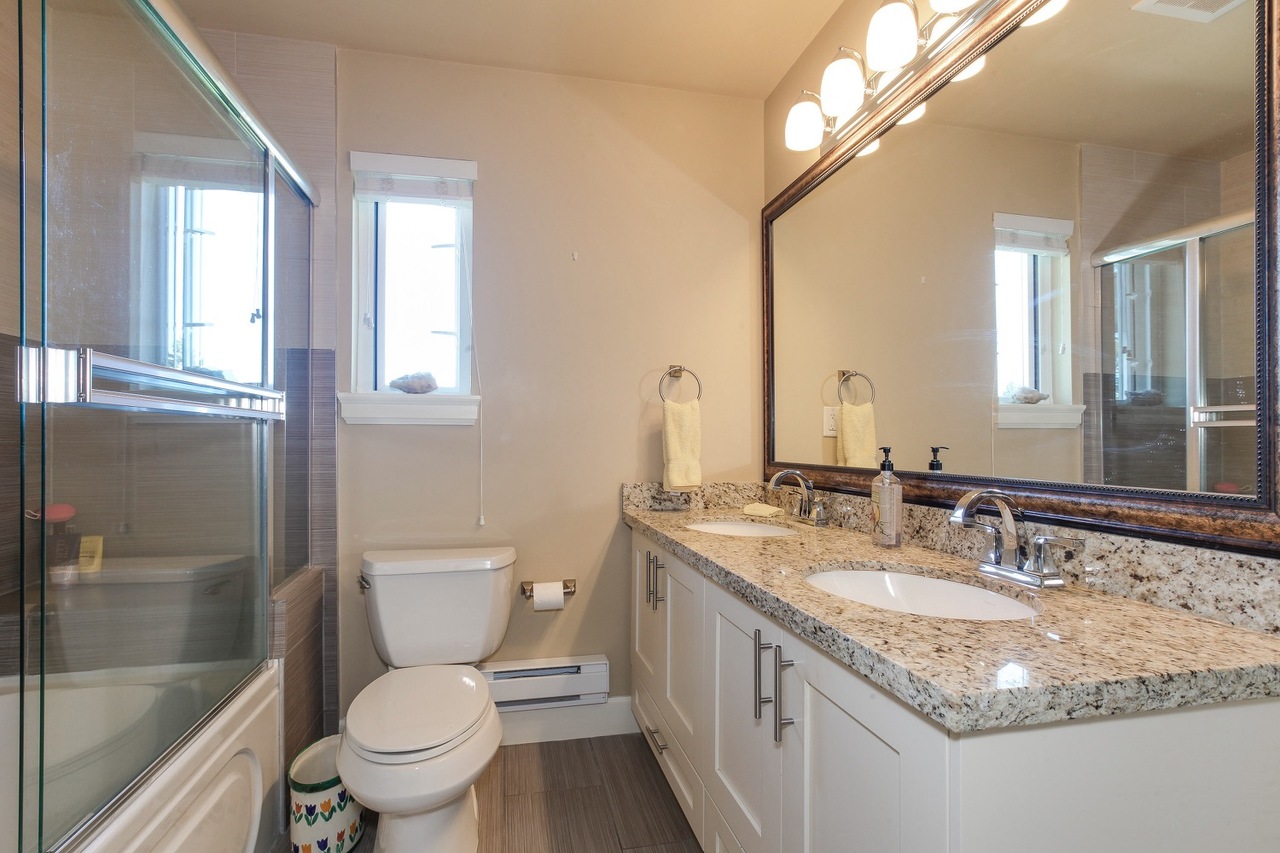 117 at 1 - 4766 55b Street, Delta Manor, Ladner 117 at 1 - 4766 55b Street, Delta Manor, Ladner