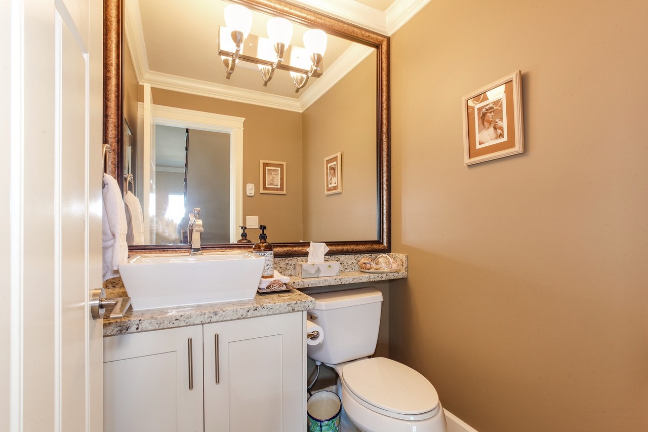 121 at 1 - 4766 55b Street, Delta Manor, Ladner 121 at 1 - 4766 55b Street, Delta Manor, Ladner