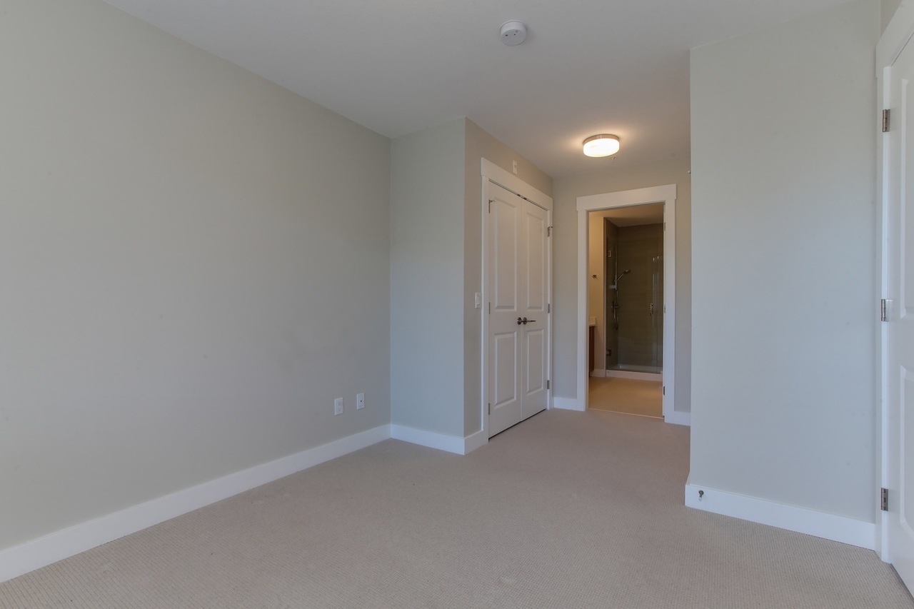 114 at 214 - 1166 54a Street, Tsawwassen Central, Tsawwassen 114 at 214 - 1166 54a Street, Tsawwassen Central, Tsawwassen