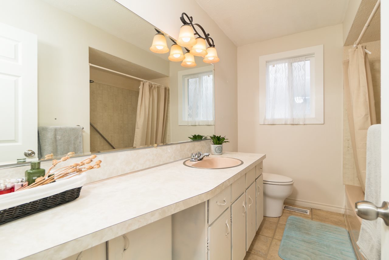 1724-farrell-crescent-beach-grove-tsawwassen-14 at 1724 Farrell Crescent, Beach Grove, Tsawwassen 1724-farrell-crescent-beach-grove-tsawwassen-14 at 1724 Farrell Crescent, Beach Grove, Tsawwassen