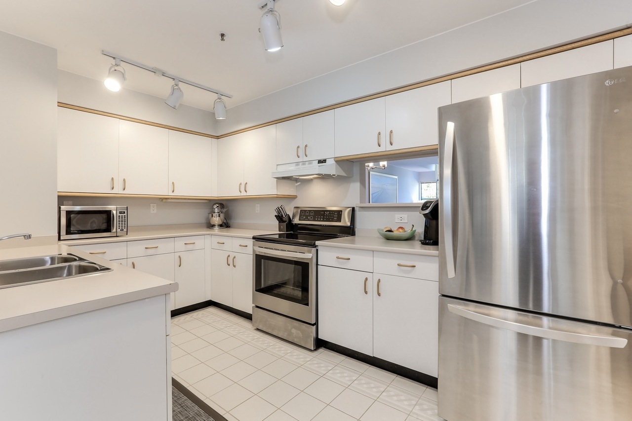 110 at 304 - 5550 14b Avenue, Cliff Drive, Tsawwassen 110 at 304 - 5550 14b Avenue, Cliff Drive, Tsawwassen