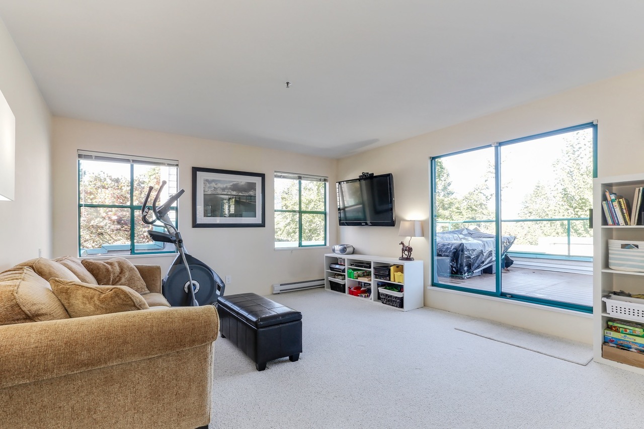 121 at 304 - 5550 14b Avenue, Cliff Drive, Tsawwassen 121 at 304 - 5550 14b Avenue, Cliff Drive, Tsawwassen