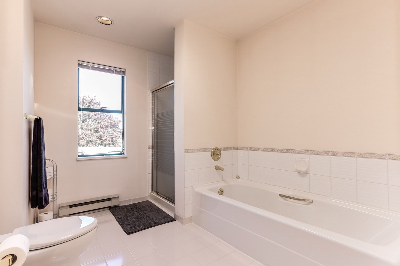 123 at 304 - 5550 14b Avenue, Cliff Drive, Tsawwassen 123 at 304 - 5550 14b Avenue, Cliff Drive, Tsawwassen
