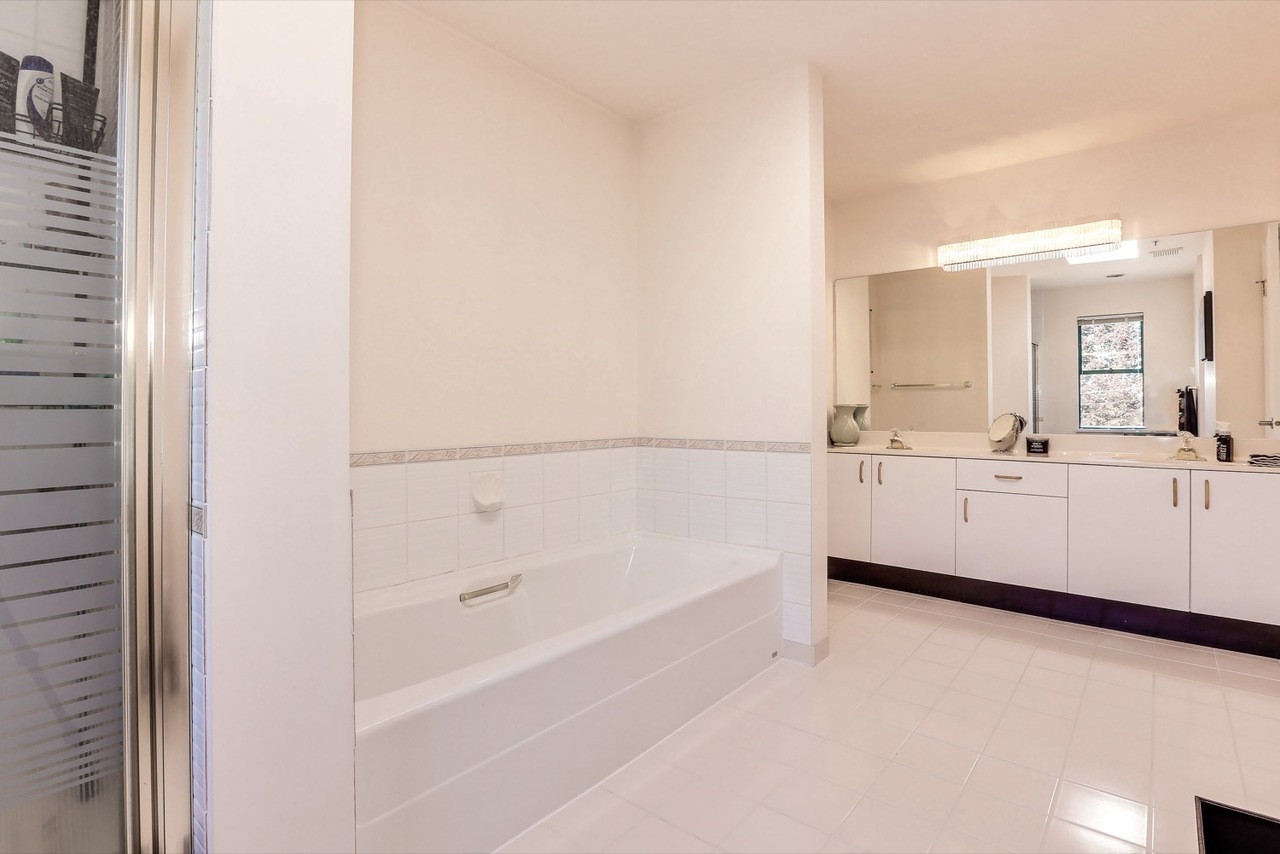 124 at 304 - 5550 14b Avenue, Cliff Drive, Tsawwassen 124 at 304 - 5550 14b Avenue, Cliff Drive, Tsawwassen