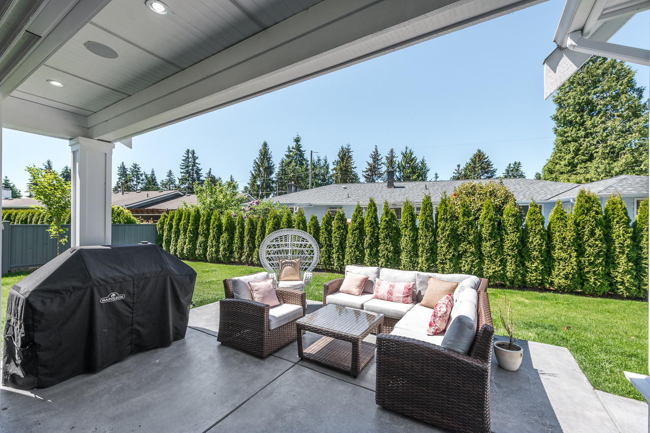 1327-enderby-ave-tsa-colleenburkephotography-08s at 1327 Enderby Avenue, Beach Grove, Tsawwassen 1327-enderby-ave-tsa-colleenburkephotography-08s at 1327 Enderby Avenue, Beach Grove, Tsawwassen