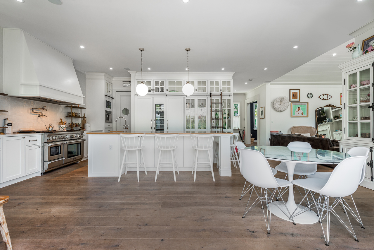 1327-enderby-ave-tsa-colleenburkephotography-09s at 1327 Enderby Avenue, Beach Grove, Tsawwassen 1327-enderby-ave-tsa-colleenburkephotography-09s at 1327 Enderby Avenue, Beach Grove, Tsawwassen