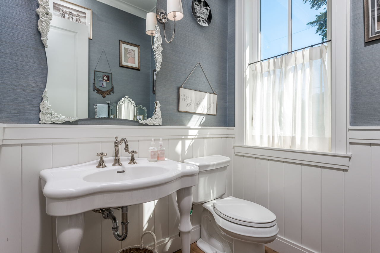 1327-enderby-ave-tsa-colleenburkephotography-16s at 1327 Enderby Avenue, Beach Grove, Tsawwassen 1327-enderby-ave-tsa-colleenburkephotography-16s at 1327 Enderby Avenue, Beach Grove, Tsawwassen