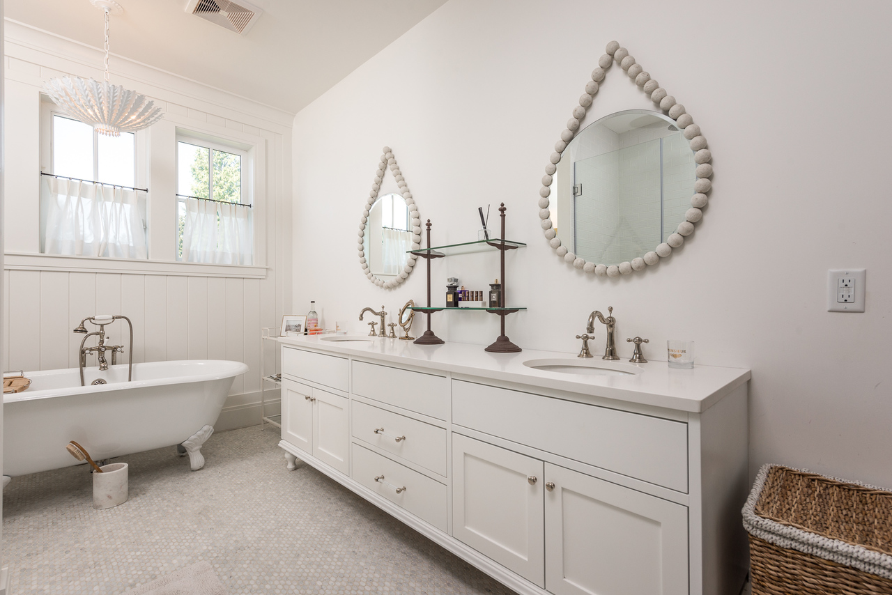 1327-enderby-ave-tsa-colleenburkephotography-20s at 1327 Enderby Avenue, Beach Grove, Tsawwassen 1327-enderby-ave-tsa-colleenburkephotography-20s at 1327 Enderby Avenue, Beach Grove, Tsawwassen