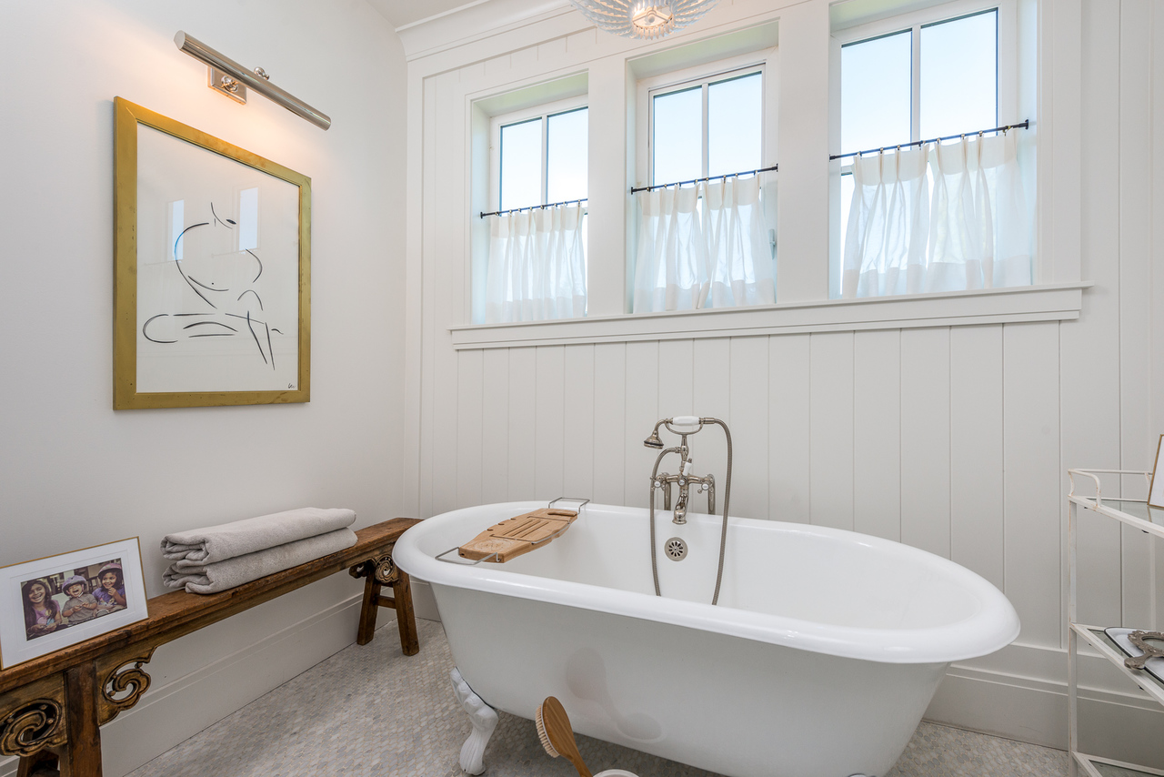 1327-enderby-ave-tsa-colleenburkephotography-21s at 1327 Enderby Avenue, Beach Grove, Tsawwassen 1327-enderby-ave-tsa-colleenburkephotography-21s at 1327 Enderby Avenue, Beach Grove, Tsawwassen