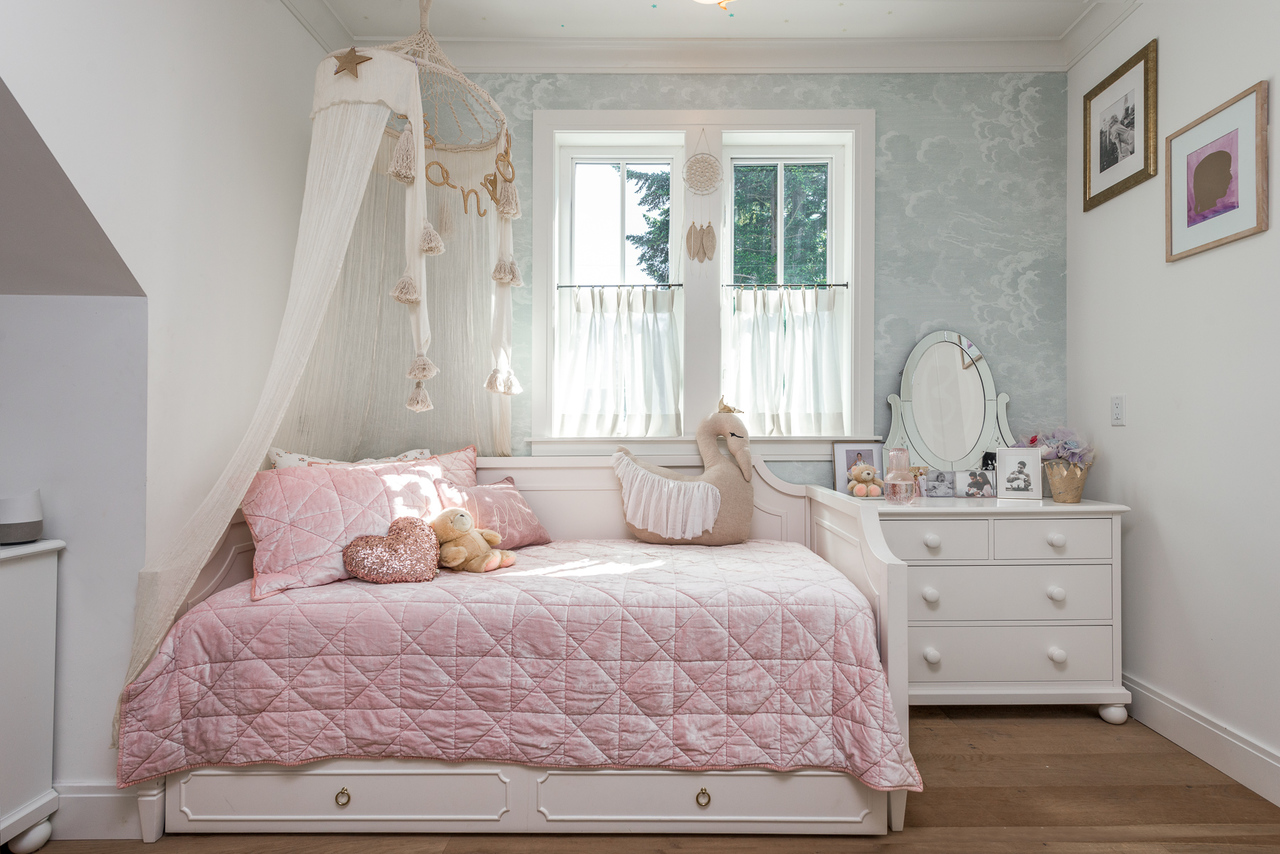 1327-enderby-ave-tsa-colleenburkephotography-26s at 1327 Enderby Avenue, Beach Grove, Tsawwassen 1327-enderby-ave-tsa-colleenburkephotography-26s at 1327 Enderby Avenue, Beach Grove, Tsawwassen