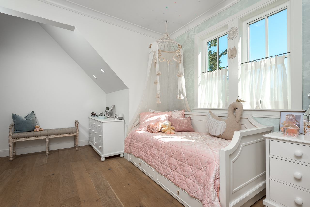 1327-enderby-ave-tsa-colleenburkephotography-27s at 1327 Enderby Avenue, Beach Grove, Tsawwassen 1327-enderby-ave-tsa-colleenburkephotography-27s at 1327 Enderby Avenue, Beach Grove, Tsawwassen