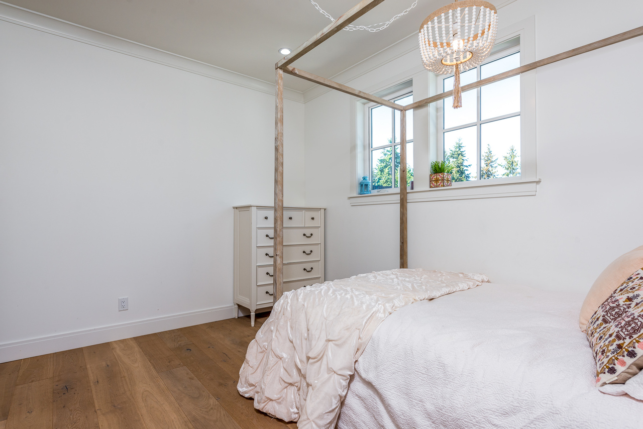 1327-enderby-ave-tsa-colleenburkephotography-28s at 1327 Enderby Avenue, Beach Grove, Tsawwassen 1327-enderby-ave-tsa-colleenburkephotography-28s at 1327 Enderby Avenue, Beach Grove, Tsawwassen