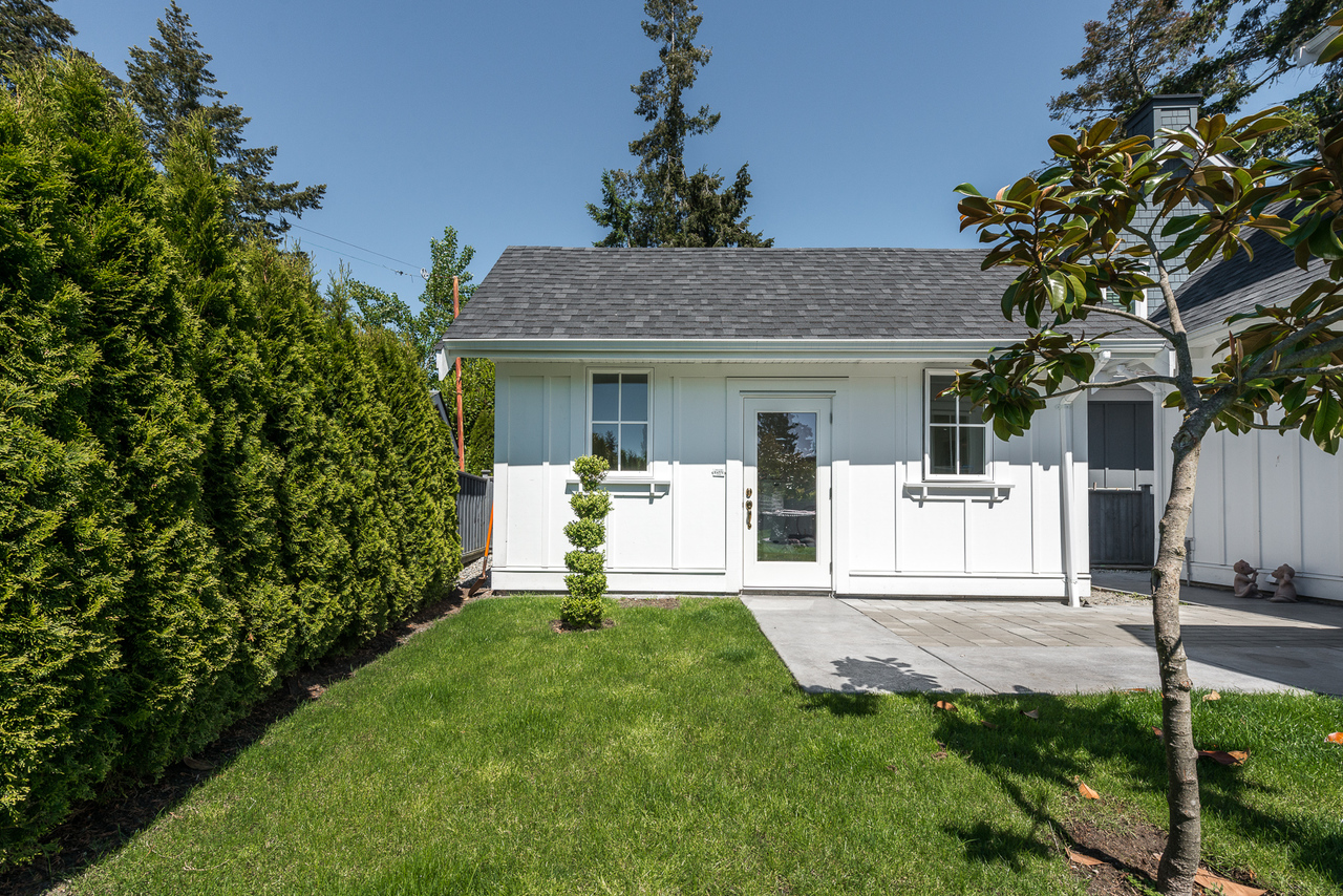 1327-enderby-ave-tsa-colleenburkephotography-31s at 1327 Enderby Avenue, Beach Grove, Tsawwassen 1327-enderby-ave-tsa-colleenburkephotography-31s at 1327 Enderby Avenue, Beach Grove, Tsawwassen