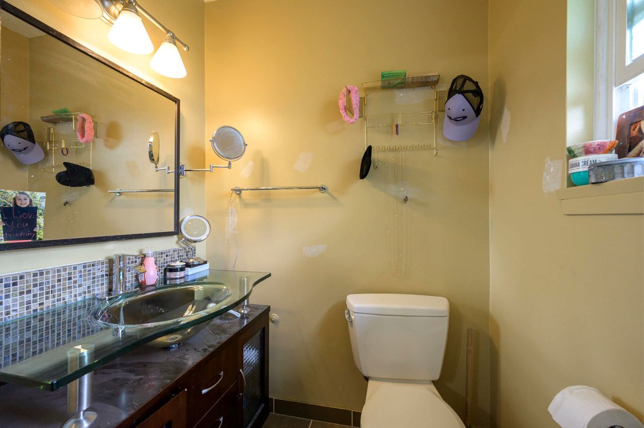 1122-53a-street-tsawwassen-central-tsawwassen-21 at 1122 53a Street, Tsawwassen Central, Tsawwassen 1122-53a-street-tsawwassen-central-tsawwassen-21 at 1122 53a Street, Tsawwassen Central, Tsawwassen