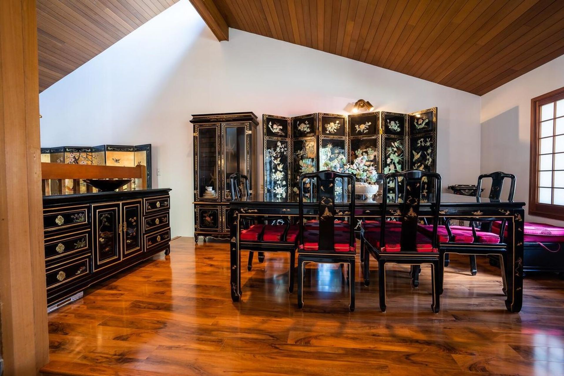 5264-walnut-place-hawthorne-ladner-06 at 5264 Walnut Place, Hawthorne, Ladner 5264-walnut-place-hawthorne-ladner-06 at 5264 Walnut Place, Hawthorne, Ladner