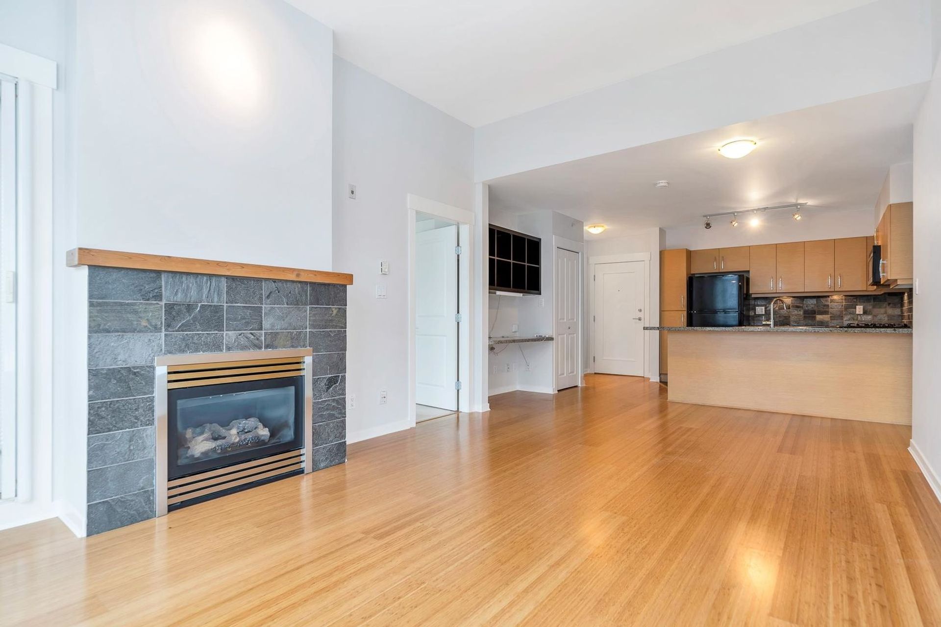 1315-56-street-cliff-drive-tsawwassen-14 at 404 - 1315 56 Street, Cliff Drive, Tsawwassen 1315-56-street-cliff-drive-tsawwassen-14 at 404 - 1315 56 Street, Cliff Drive, Tsawwassen