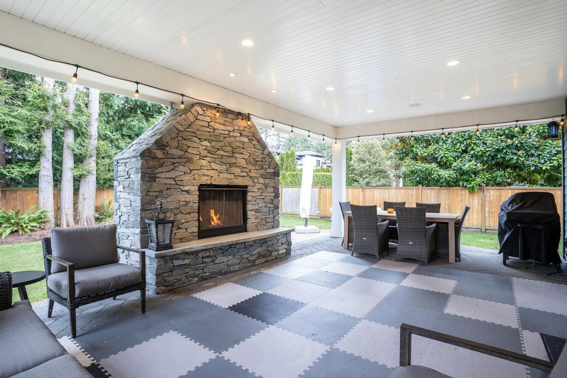 5116-1a-avenue-pebble-hill-tsawwassen-02 at 5116 1a Avenue, Pebble Hill, Tsawwassen 5116-1a-avenue-pebble-hill-tsawwassen-02 at 5116 1a Avenue, Pebble Hill, Tsawwassen