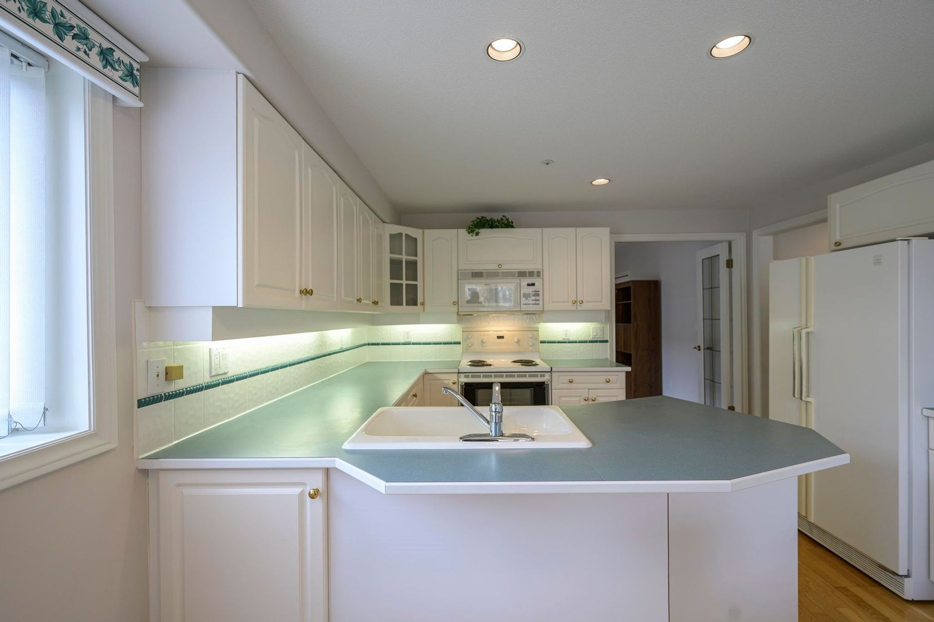 5500-13a-avenue-cliff-drive-tsawwassen-15 at 205 - 5500 13a Avenue, Cliff Drive, Tsawwassen 5500-13a-avenue-cliff-drive-tsawwassen-15 at 205 - 5500 13a Avenue, Cliff Drive, Tsawwassen