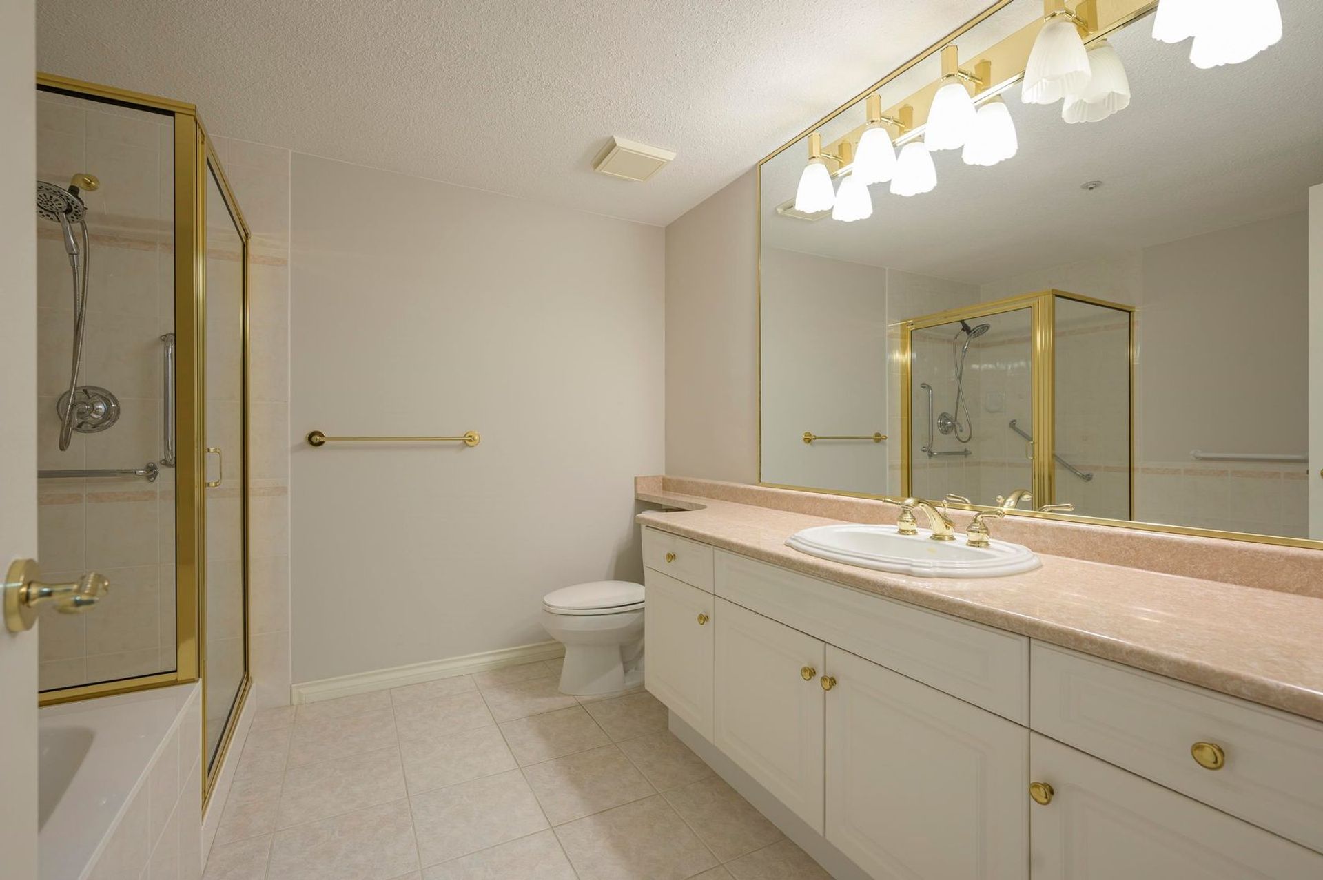 5500-13a-avenue-cliff-drive-tsawwassen-22 at 205 - 5500 13a Avenue, Cliff Drive, Tsawwassen 5500-13a-avenue-cliff-drive-tsawwassen-22 at 205 - 5500 13a Avenue, Cliff Drive, Tsawwassen