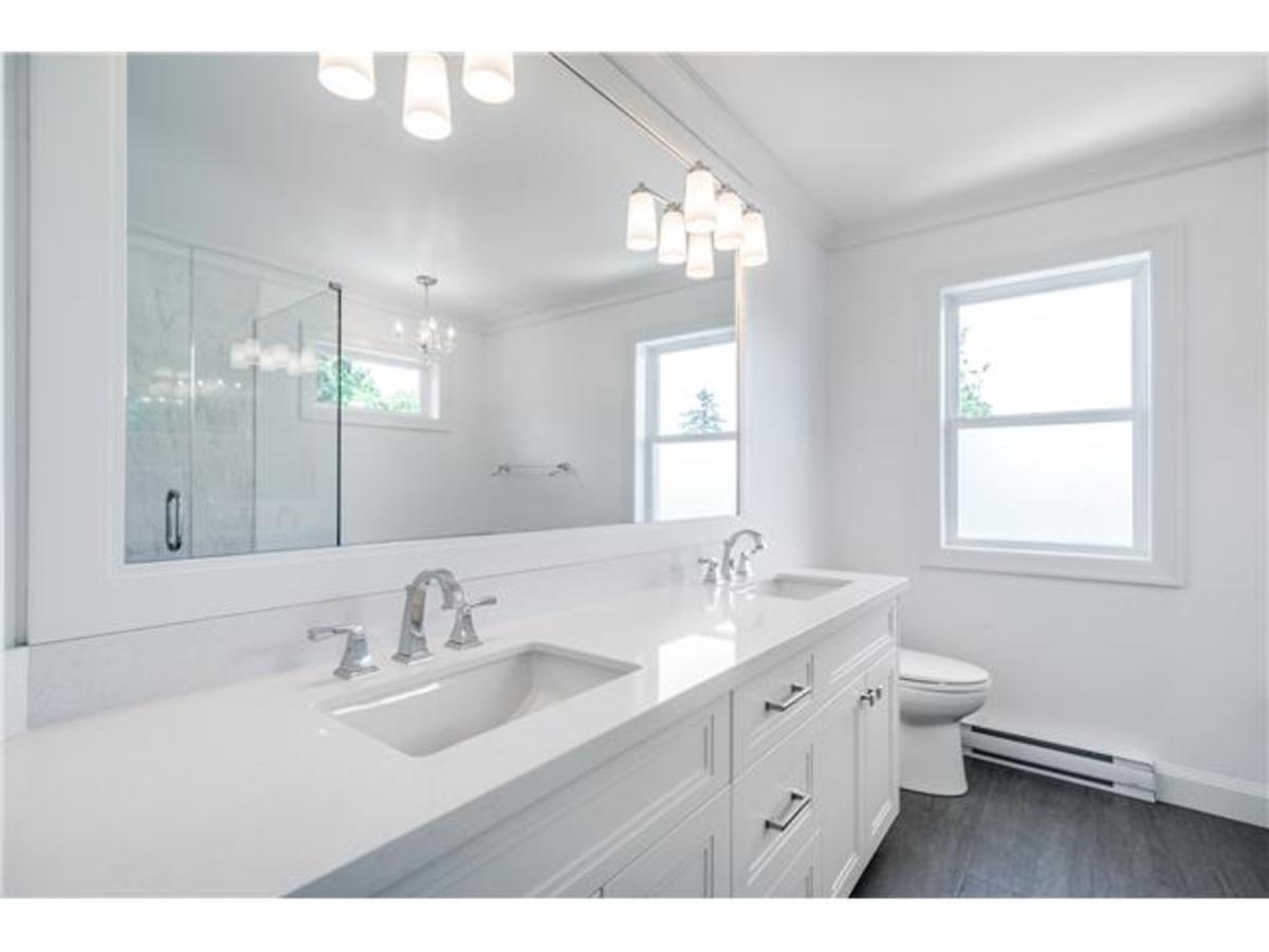 image-261857731-15.jpg at 2202  Place, King George Corridor, South Surrey White Rock image-261857731-15.jpg at 2202  Place, King George Corridor, South Surrey White Rock