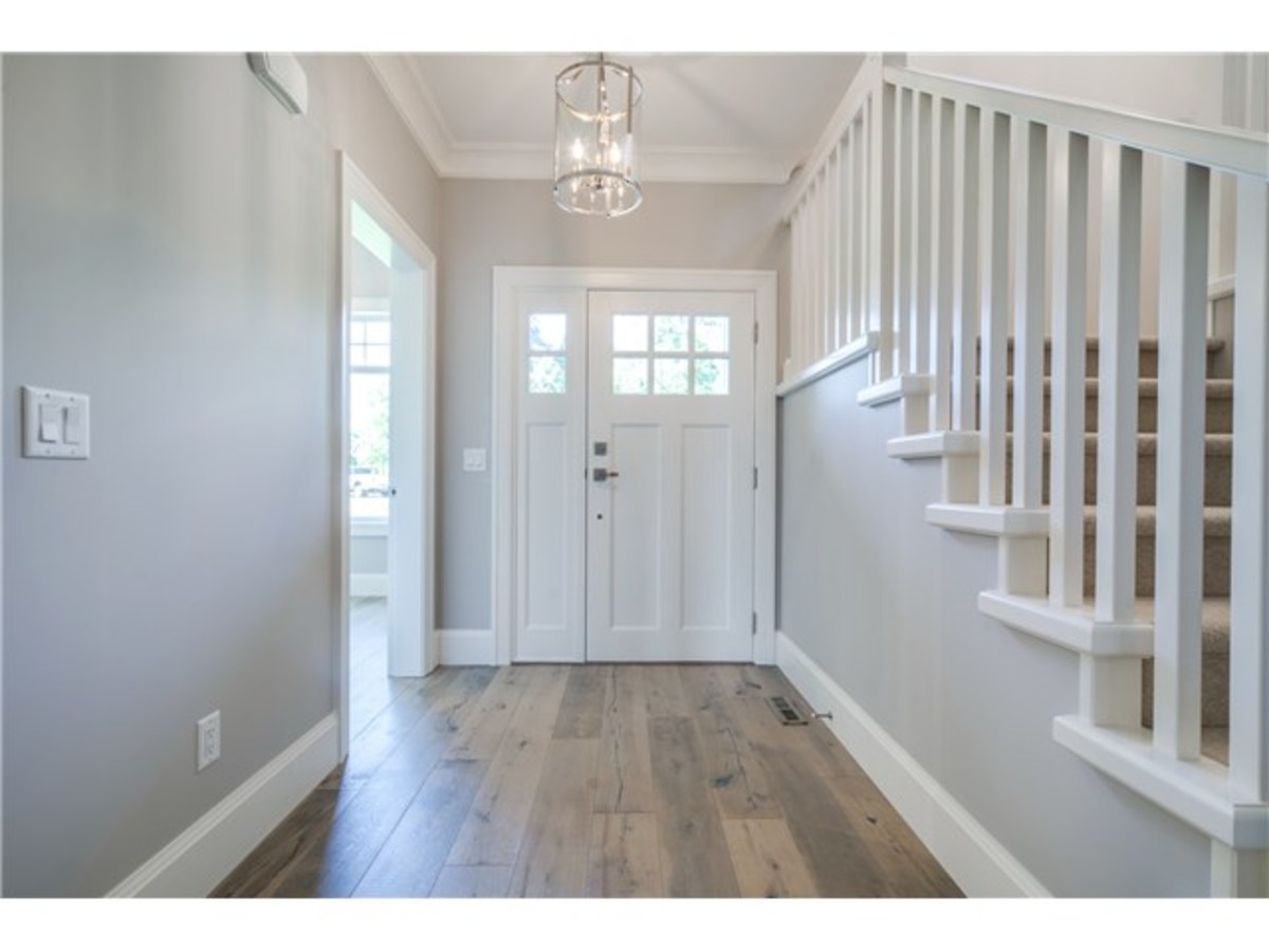 image-261857731-3.jpg at 2202  Place, King George Corridor, South Surrey White Rock image-261857731-3.jpg at 2202  Place, King George Corridor, South Surrey White Rock