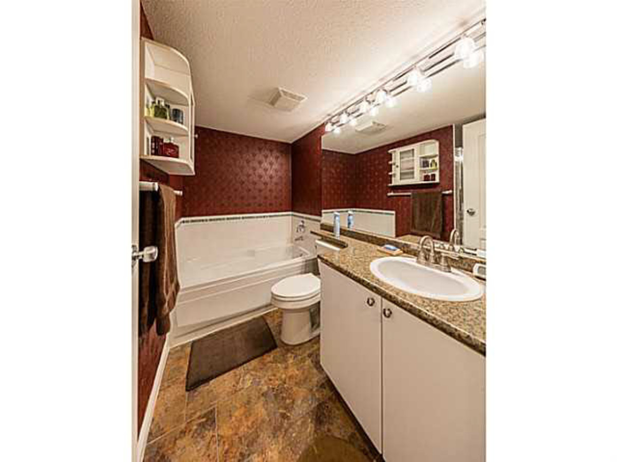 image-261983605-9.jpg at 208 - 9668 148th Street, Guildford, North Surrey image-261983605-9.jpg at 208 - 9668 148th Street, Guildford, North Surrey