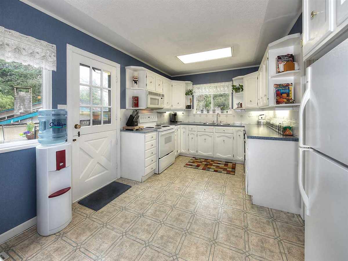 image-262063111-8.jpg at 5674  Avenue, Tsawwassen East, Tsawwassen image-262063111-8.jpg at 5674  Avenue, Tsawwassen East, Tsawwassen