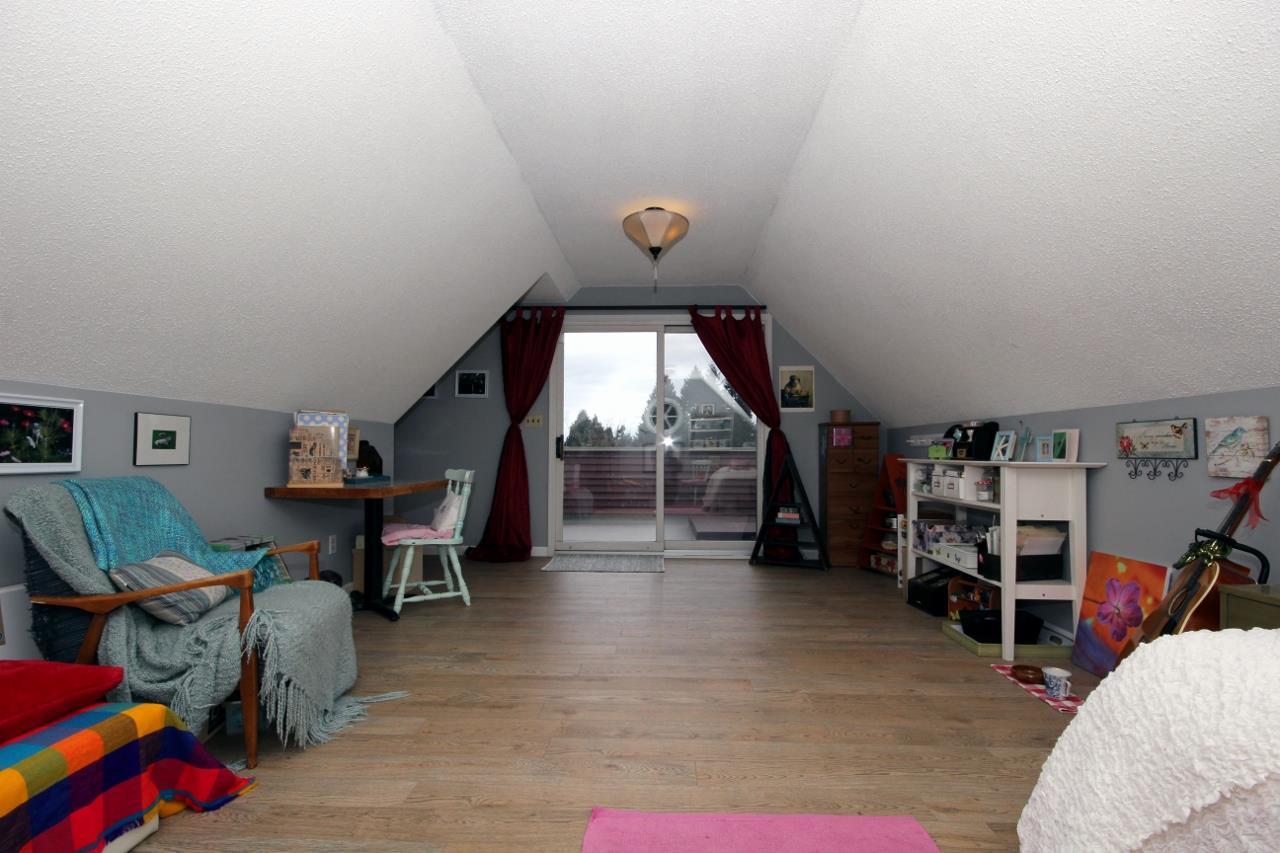 image-262072240-15.jpg at 5255  Avenue, Pebble Hill, Tsawwassen image-262072240-15.jpg at 5255  Avenue, Pebble Hill, Tsawwassen