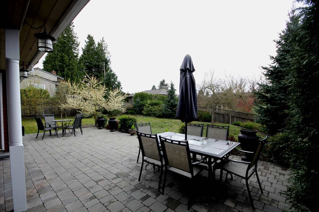 image-262072240-16.jpg at 5255  Avenue, Pebble Hill, Tsawwassen image-262072240-16.jpg at 5255  Avenue, Pebble Hill, Tsawwassen