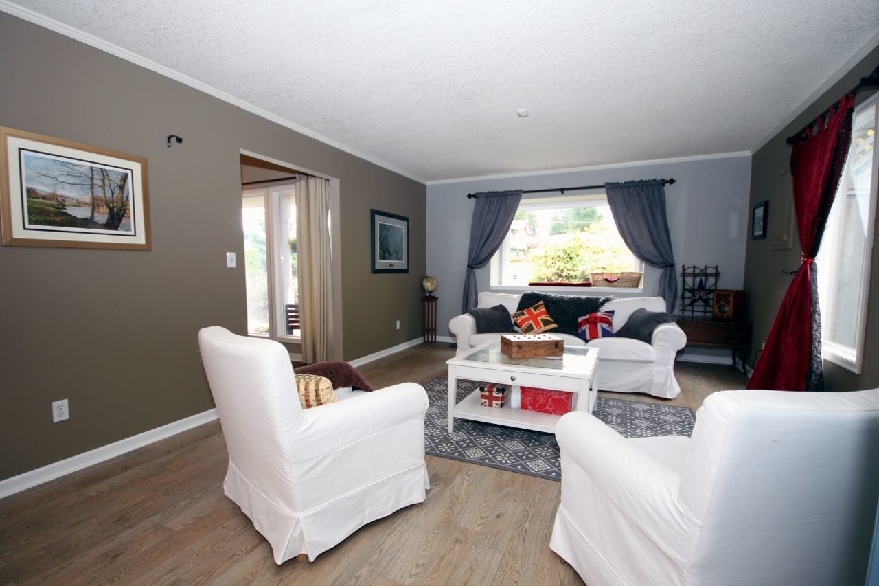 image-262072240-6.jpg at 5255  Avenue, Pebble Hill, Tsawwassen image-262072240-6.jpg at 5255  Avenue, Pebble Hill, Tsawwassen