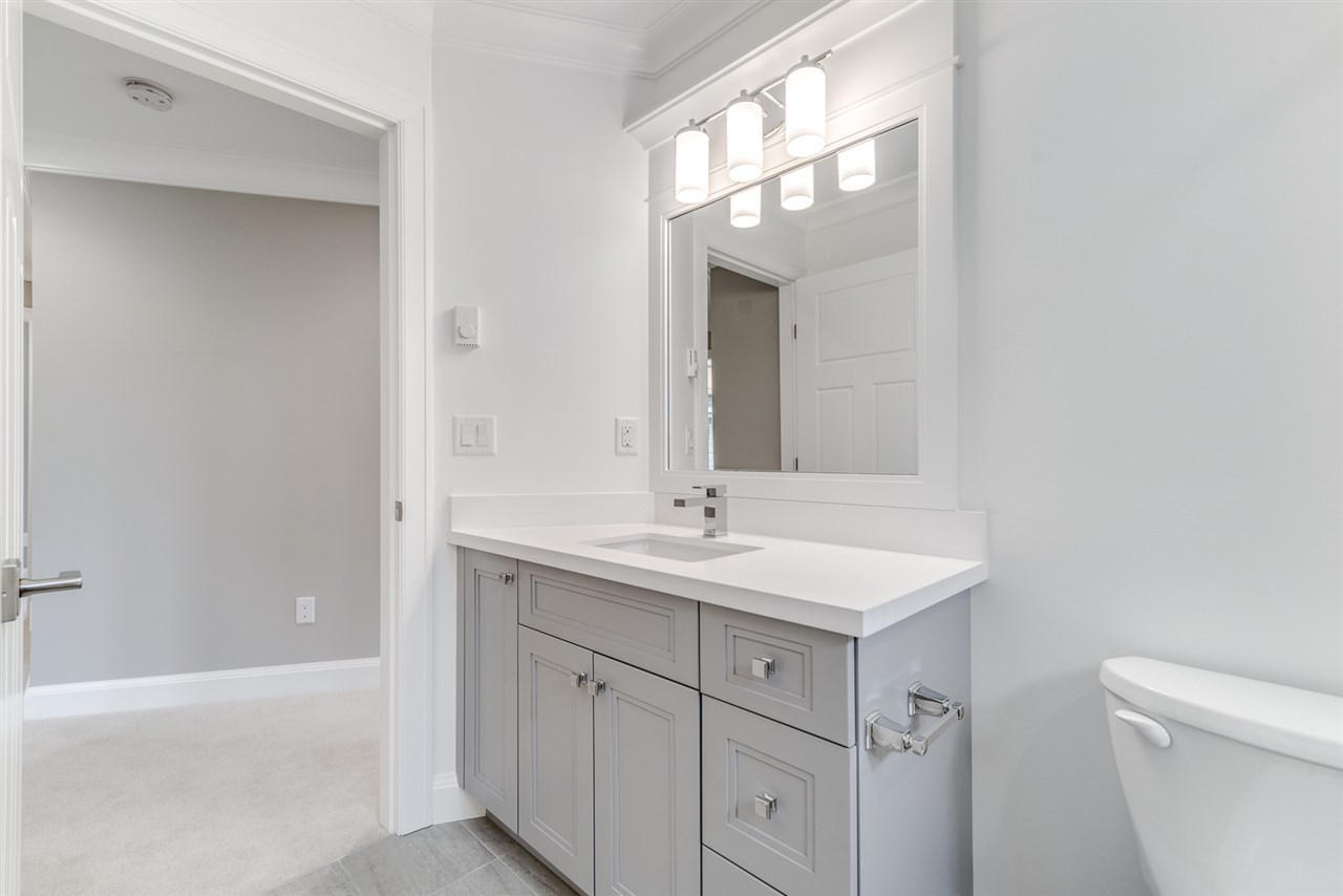 image-262074175-12.jpg at 15592  Drive, King George Corridor, South Surrey White Rock image-262074175-12.jpg at 15592  Drive, King George Corridor, South Surrey White Rock