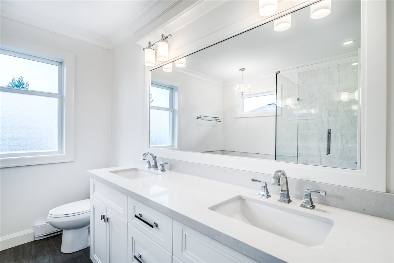 image-262074175-14.jpg at 15592  Drive, King George Corridor, South Surrey White Rock image-262074175-14.jpg at 15592  Drive, King George Corridor, South Surrey White Rock