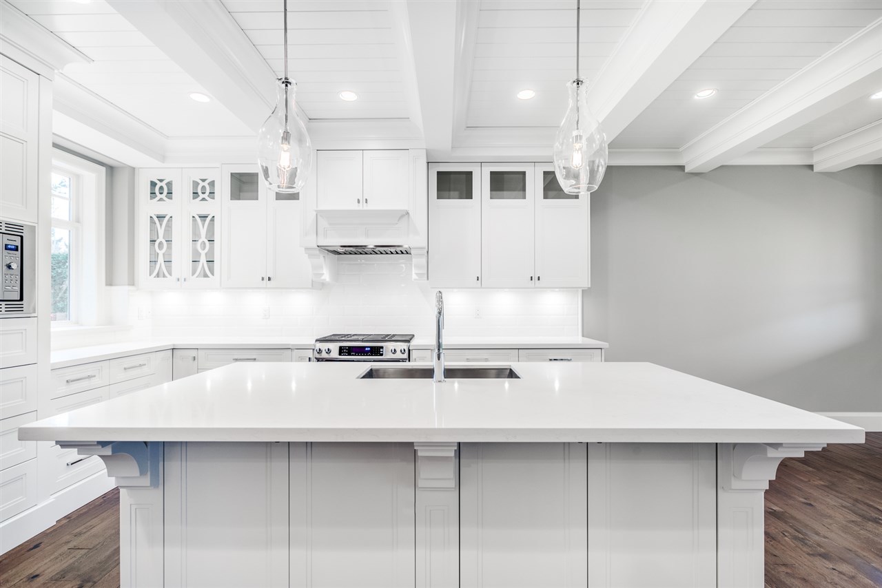 image-262074175-3.jpg at 15592  Drive, King George Corridor, South Surrey White Rock image-262074175-3.jpg at 15592  Drive, King George Corridor, South Surrey White Rock