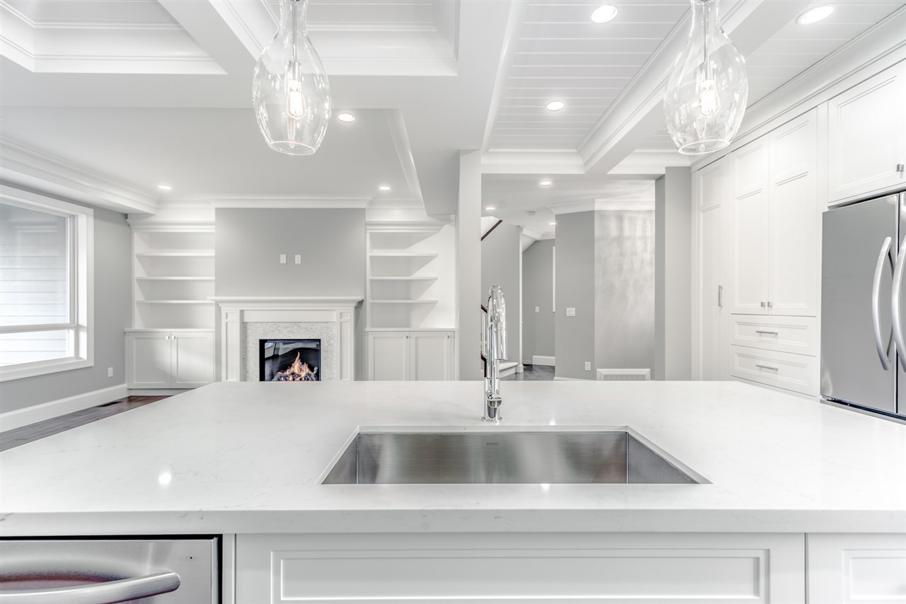 image-262074175-5.jpg at 15592  Drive, King George Corridor, South Surrey White Rock image-262074175-5.jpg at 15592  Drive, King George Corridor, South Surrey White Rock