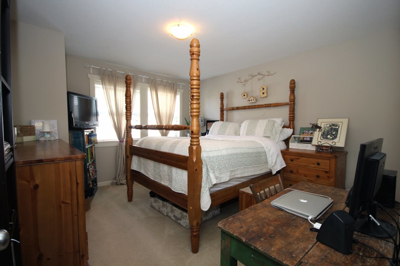 image-262083923-11.jpg at 5 - 4887  Avenue, Hawthorne, Ladner image-262083923-11.jpg at 5 - 4887  Avenue, Hawthorne, Ladner