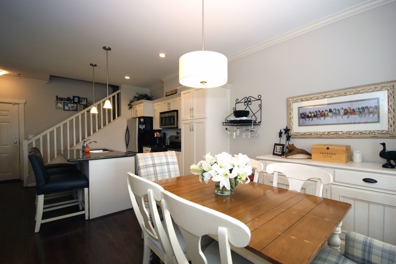 image-262083923-6.jpg at 5 - 4887  Avenue, Hawthorne, Ladner image-262083923-6.jpg at 5 - 4887  Avenue, Hawthorne, Ladner