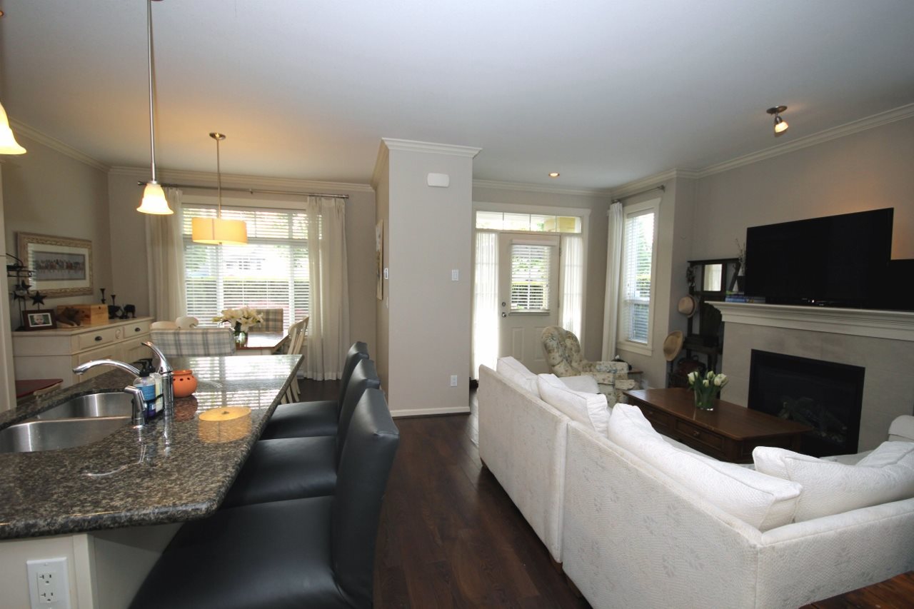 image-262083923-9.jpg at 5 - 4887  Avenue, Hawthorne, Ladner image-262083923-9.jpg at 5 - 4887  Avenue, Hawthorne, Ladner