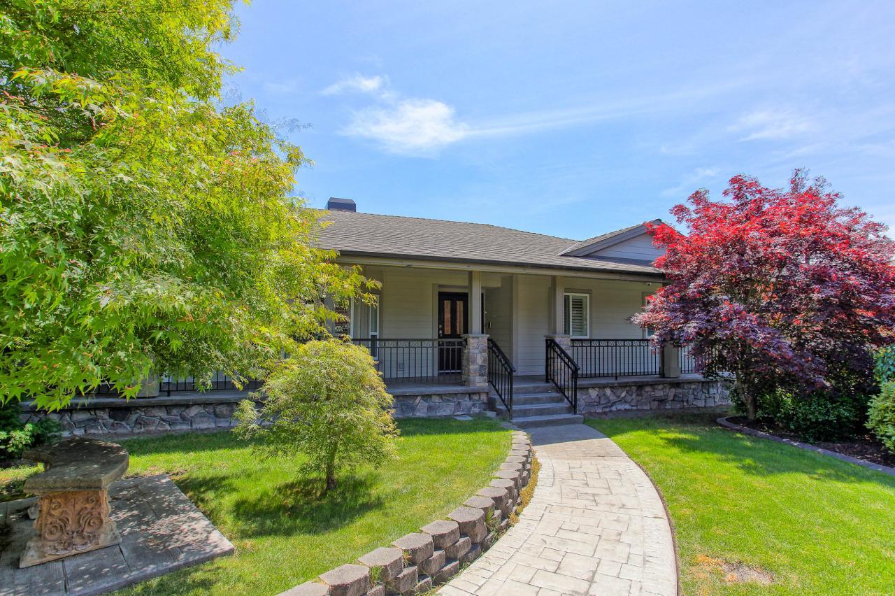 101 at 5336 Westminster Avenue, Hawthorne, Ladner 101 at 5336 Westminster Avenue, Hawthorne, Ladner