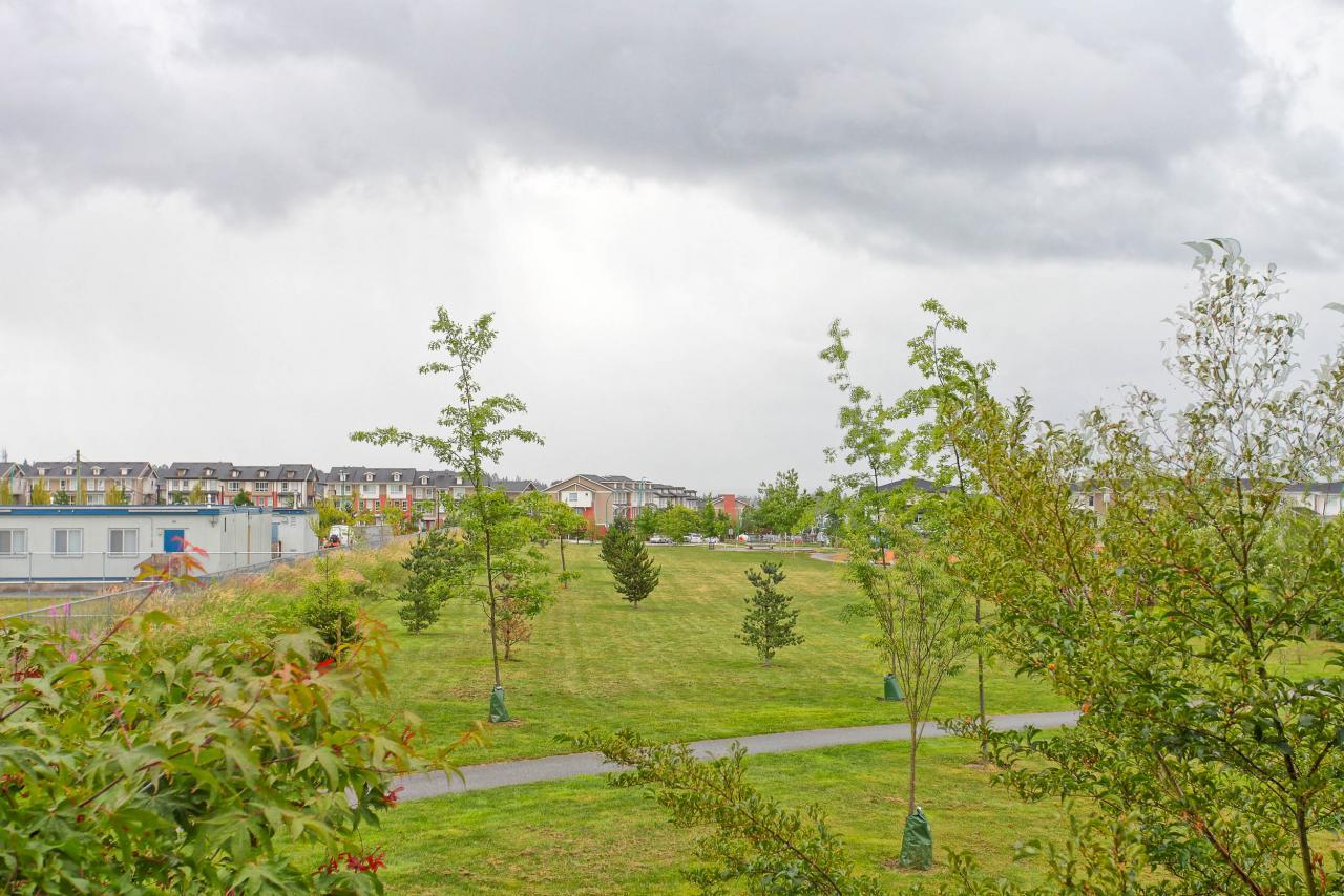 122 at 9 - 19330 69th Avenue 122 at 9 - 19330 69th Avenue