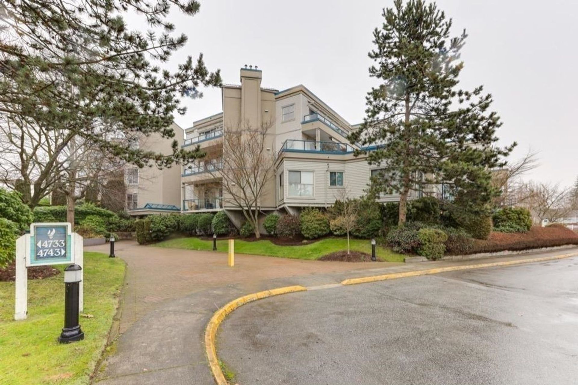 Photo of 307 - 4743 W River Road, Ladner Elementary, Ladner